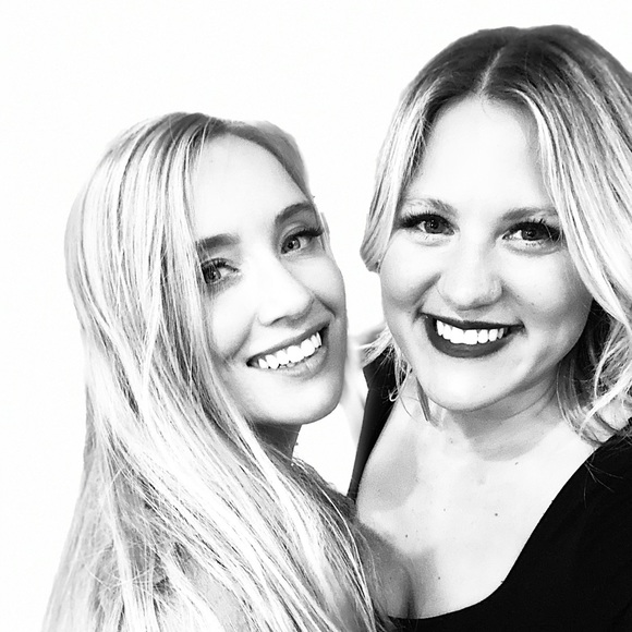 Meet your Posher, Layna - Picture 1 of 1